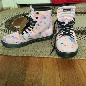 Dr. Martens Sheridan pink confetti boot